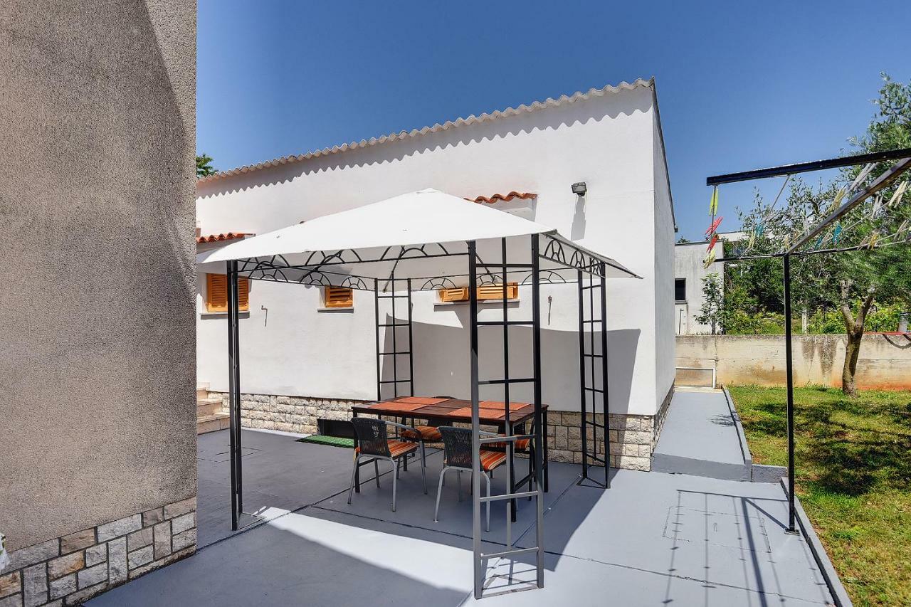 Holiday Home Mihael Medulin Ngoại thất bức ảnh
