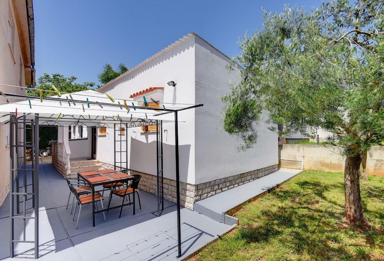 Holiday Home Mihael Medulin Ngoại thất bức ảnh